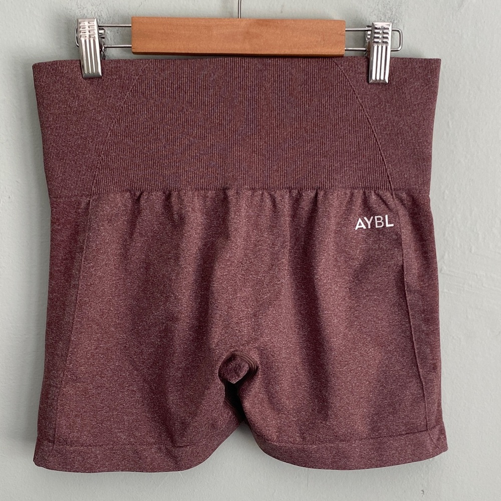 AYBL Women's Maroon Brown athletic Bike Shorts Size Large With Butt scrunch
